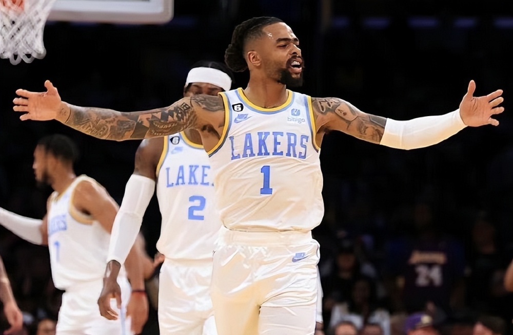 包含新奥尔良鹈鹕内部会议纪要流出——今晚内部沟通，NBA常规赛使命明确，医务组通报恢复的词条