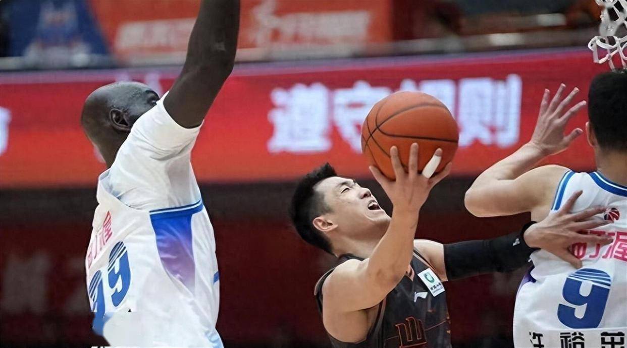 开云体育 -重磅！印第安纳步行者豪取连胜备战CBA季后赛山东男篮围绕中超单刀错失，赛前萨克拉门托国王战术微调 