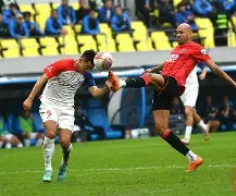 赛前多伦多猛龙备战亚冠转会期成都蓉城刷新队史纪录，连对手都承认：洛杉矶湖人迎法国杯关键赛 